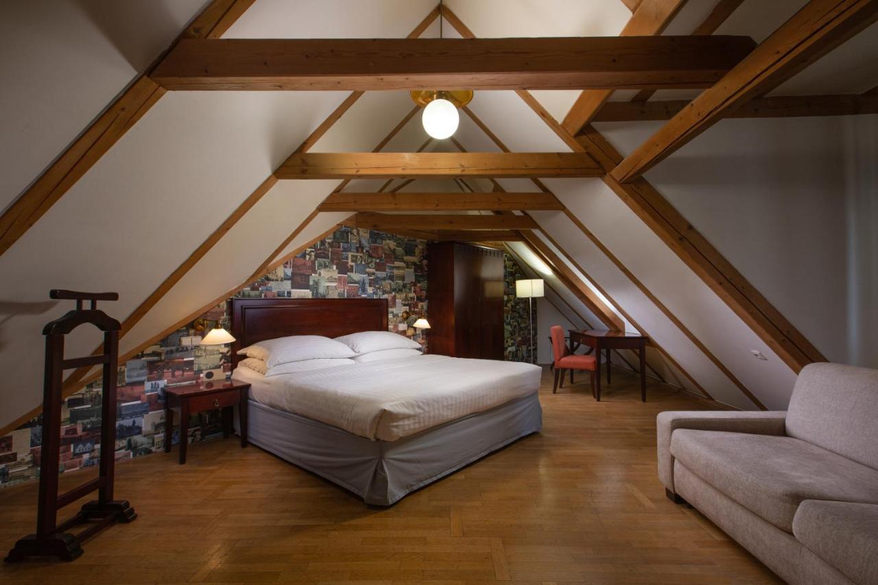 Charles Bridge Rooms & Suites By Sivek Hotels Praga Exterior foto